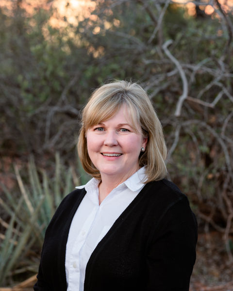 Michelle Lee Photography, Sedona, Cottonwood, Camp Verde Photographer, Headshot, Real Estate, Make Sedona My Home Realty 