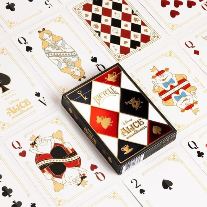 Mazzo di carte Disney Alice nel Paese delle Meraviglie e carte sparse