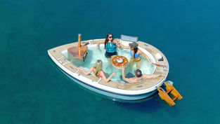 #WeirdBoats - The 'Spacruzzi' is Exactly What You Think, and That's Amazing