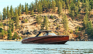 Wayne Gretzky Has Excellent Taste in Boats