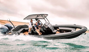 Steaks & Boats - Gordon Ramsay Takes Delivery of a Ribeye