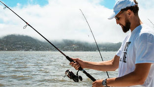 Klay Thompson Becoming NBA's Unofficial Ambassador of Boating