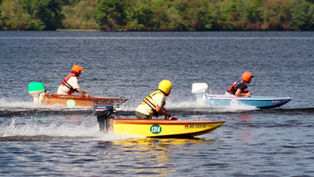 15 of the Coolest Mini Boats & Tiny Watercraft Ever Designed