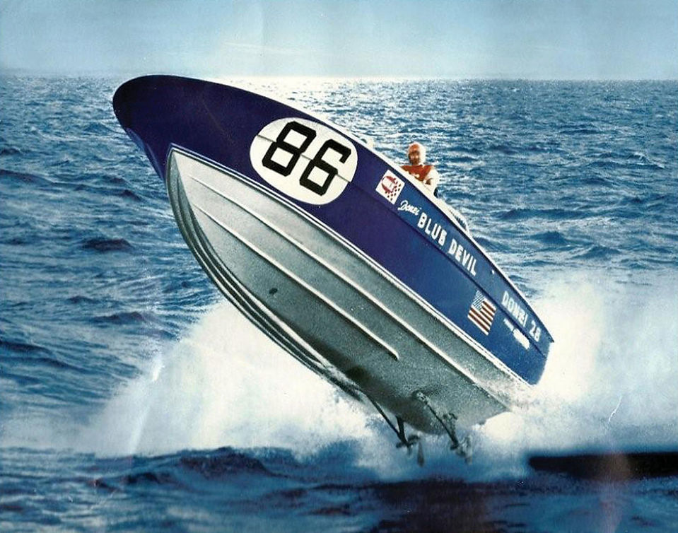 Donzi 28 / Power & Motoryacht