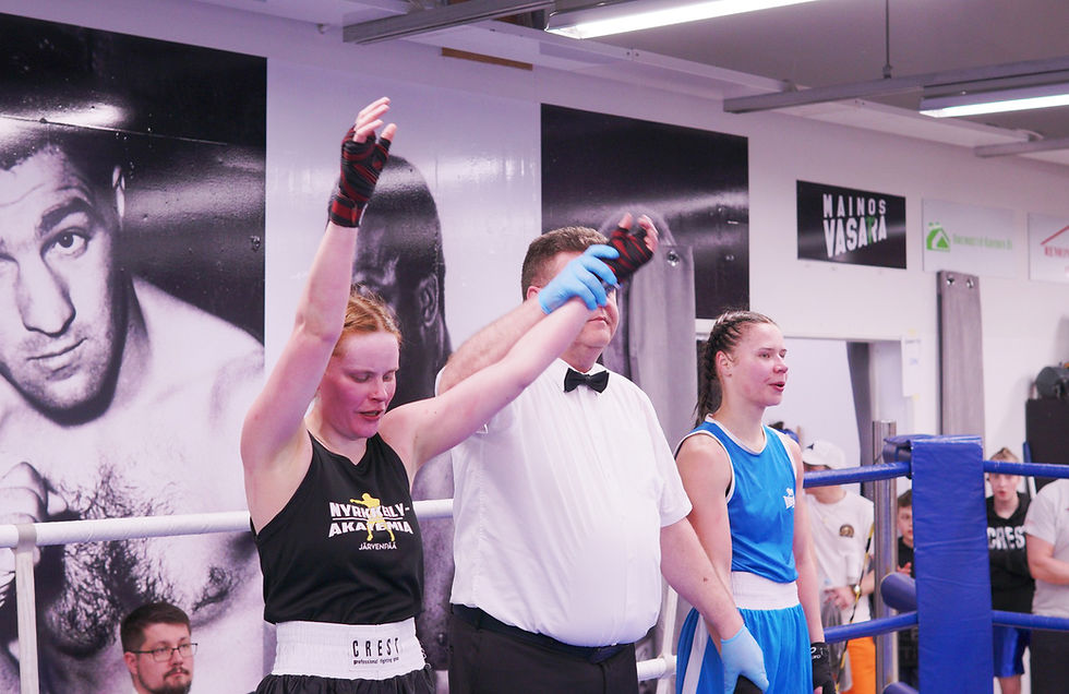 Skaboissa nähdään myös kotiseuran omia ottelijoita!