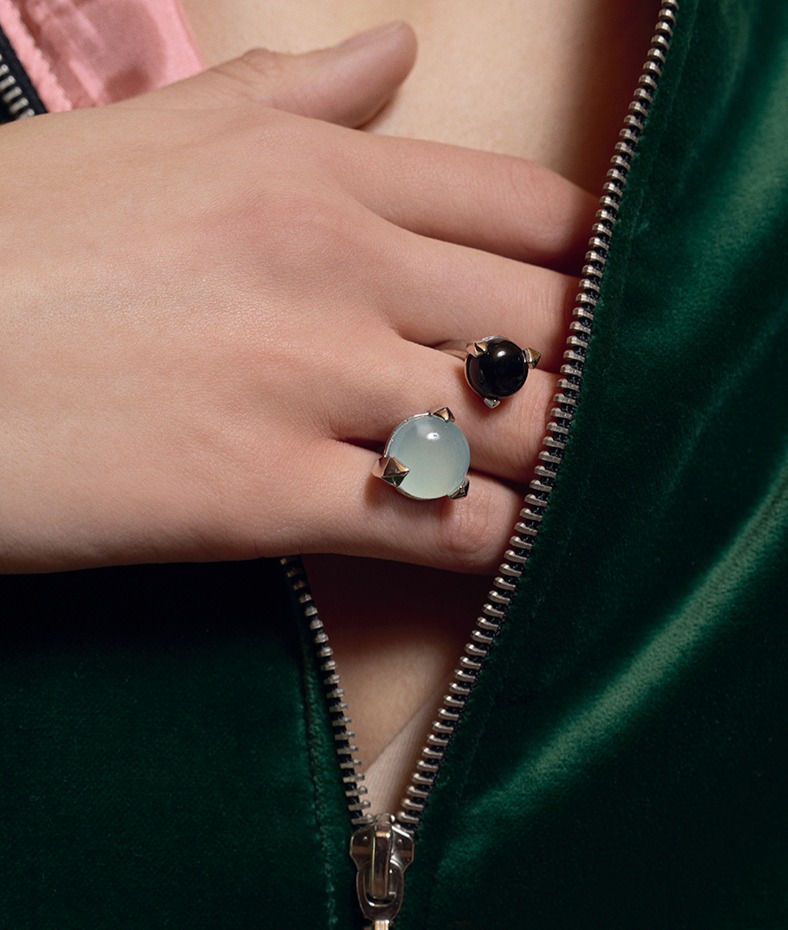 Thumbnail: BONES DOUBLE RING MINT CHALCEDONY
