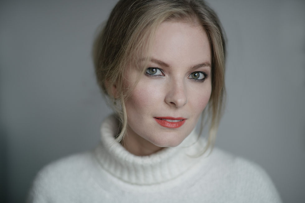 Karola_Schmid_WEB_SMALL-19.jpg