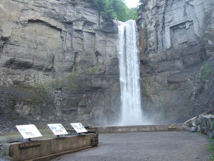 10 Best Hidden Waterfalls to visit in New York