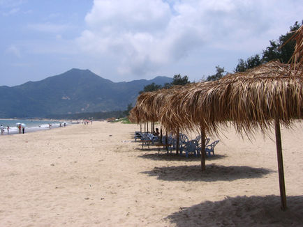 10 Best Beaches to Visit in China for Sun, Sand and Sea