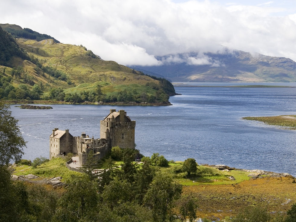 Image of Eilean Donan Castle in Scotland