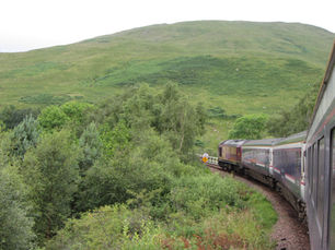 Don’t pay £500! You can ride the real-life Harry Potter train for just £10