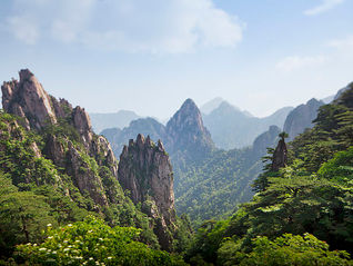 10 BEST places to visit in China in March