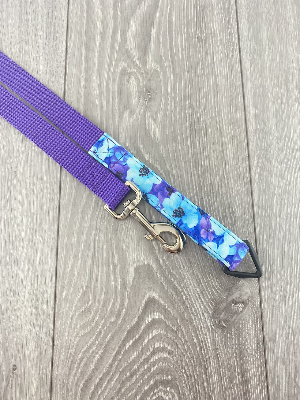 Leash Handle Wrapped With Blue and Purple Flower