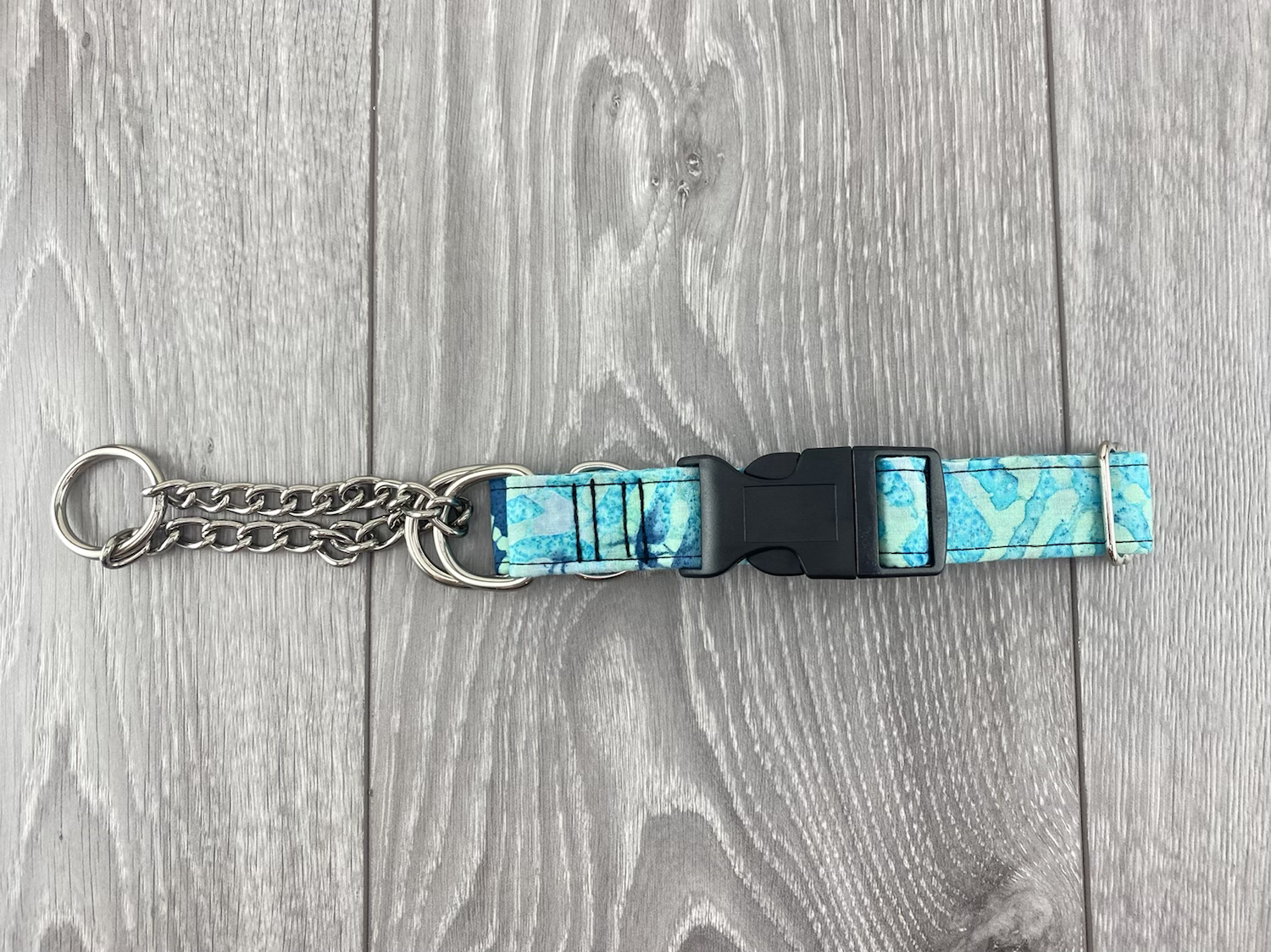 Green Batik Flat Buckle Martingale Collar