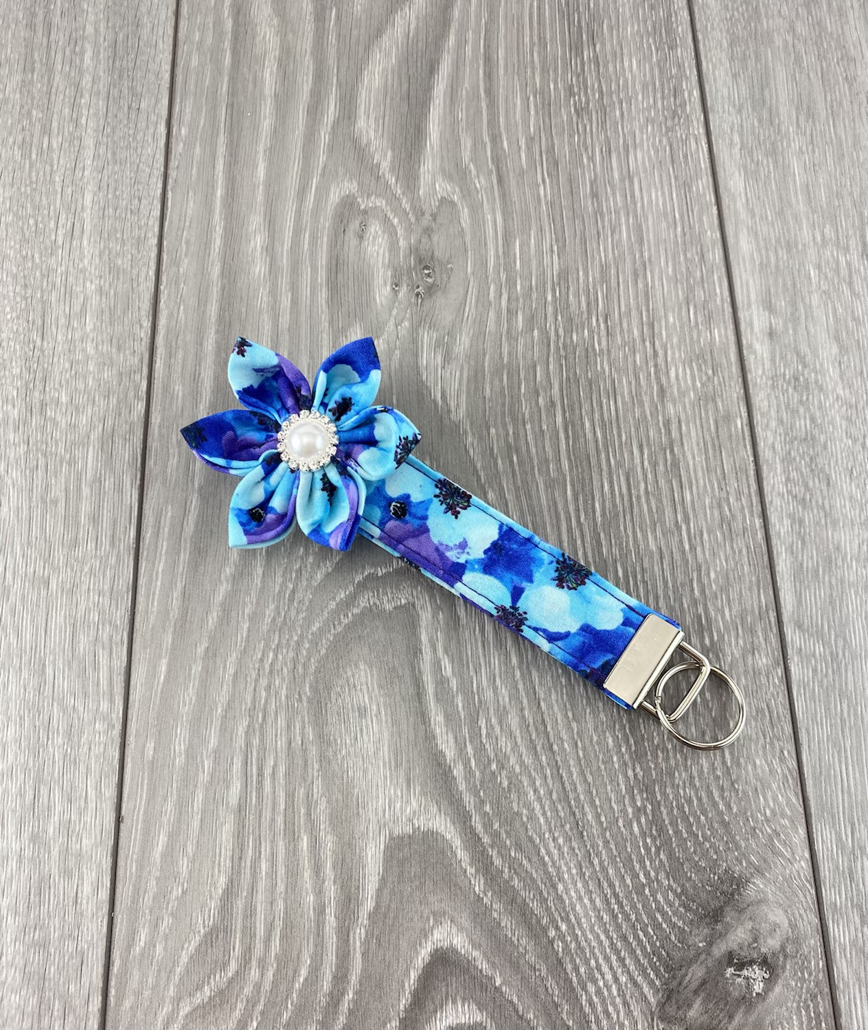 Flower Key Chain Blue/Purple Flower