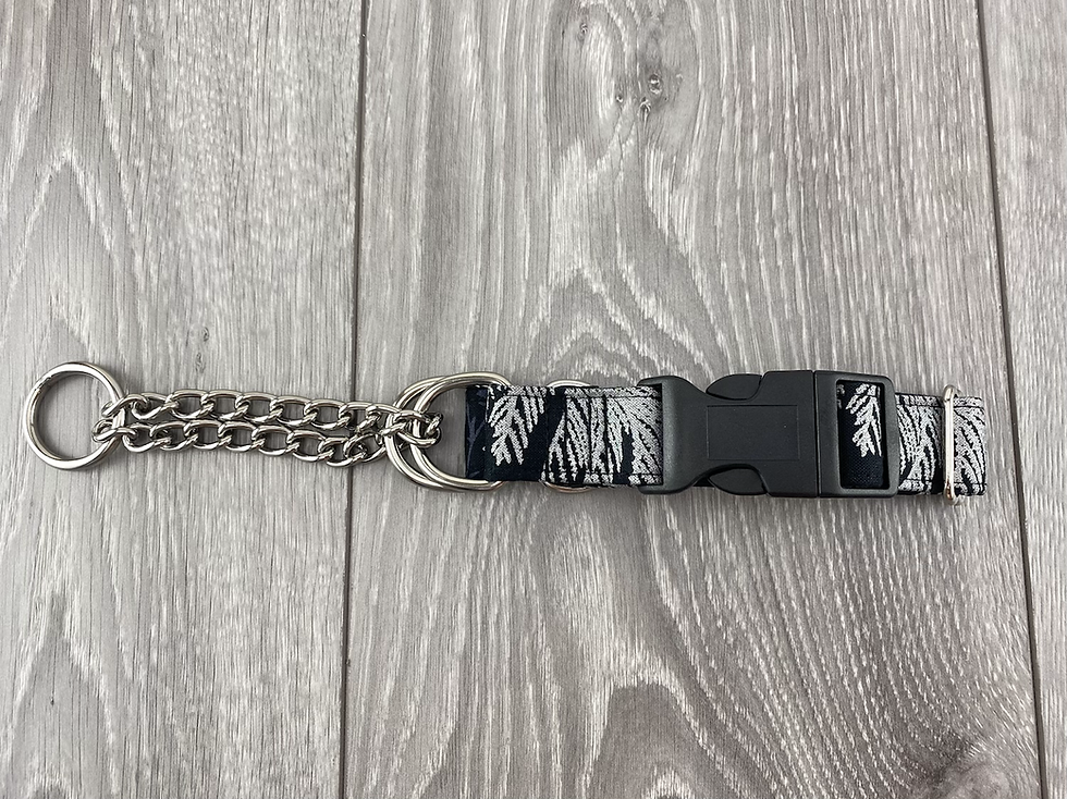 Black Silver Leaf Flat Buckle Martingale Collar