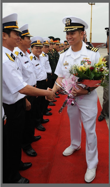 THƠ-NHỮNG DÒNG THƠ THÁNG TƯ ĐEN