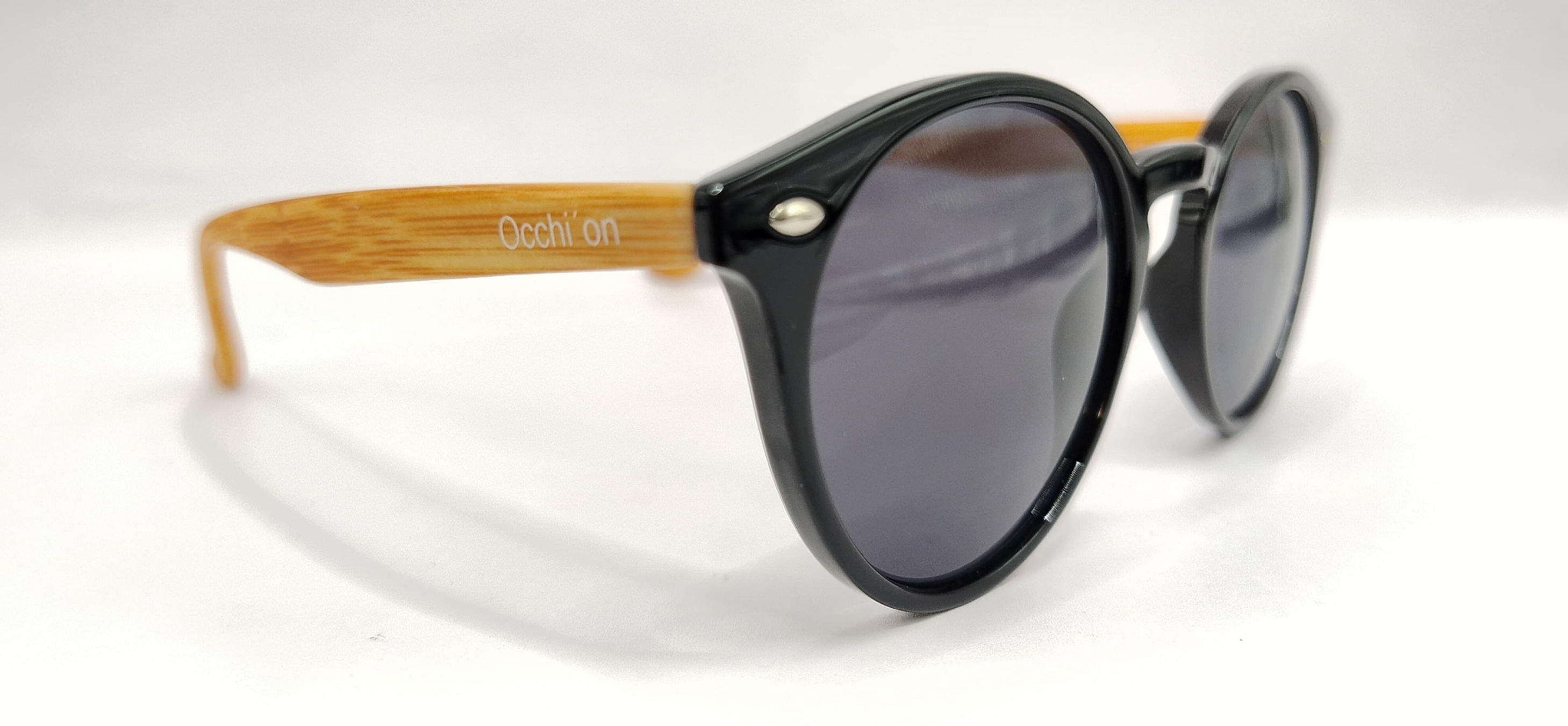 Óculos Escuro Occhion Nero
