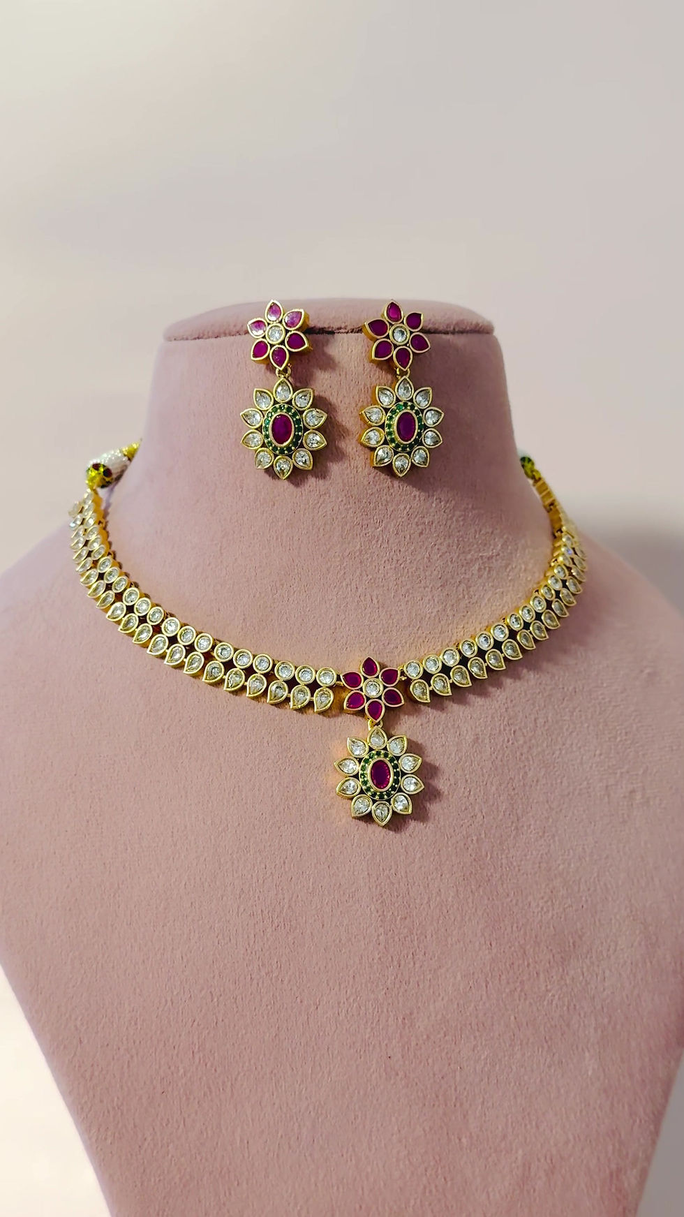 Thumbnail: Rasika Ranjini - Antique Kundan Bloom Set