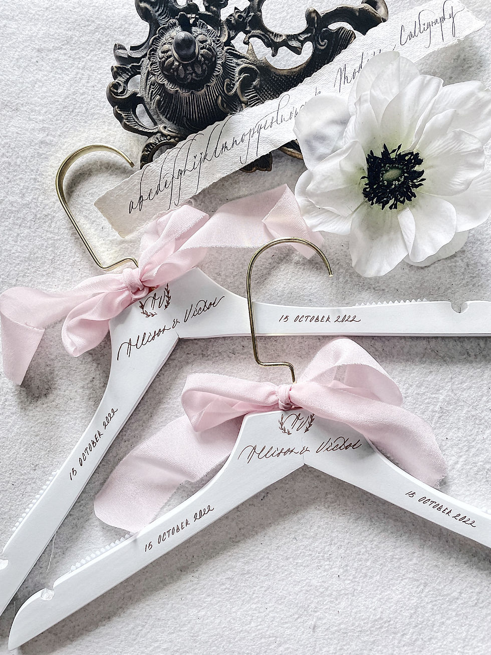縮圖：FRENCH WHITE WEDDING HANGER客製法式婚禮衣架 (2入一組)