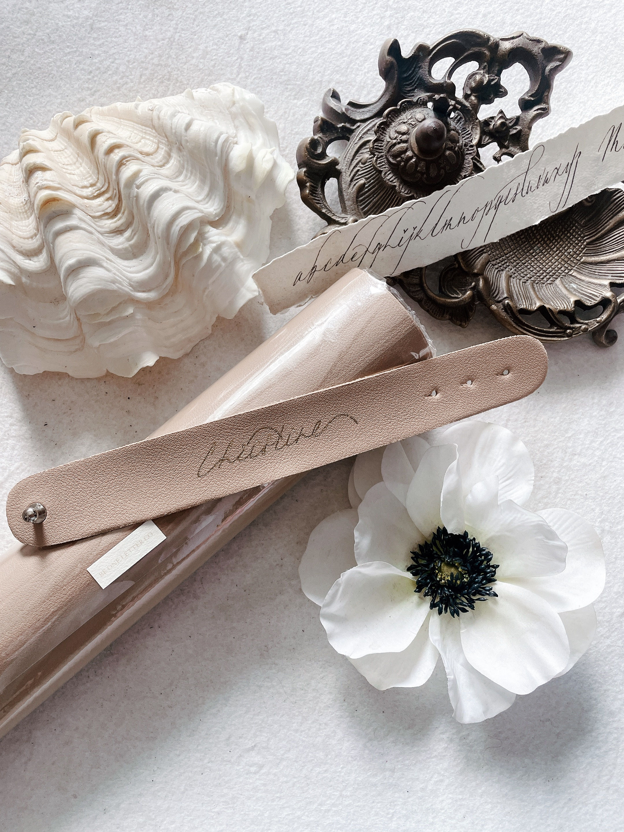 客製環保皮枱墊/寫字墊 Vegan Leather Writing Pad -BEIGE/ BLACK