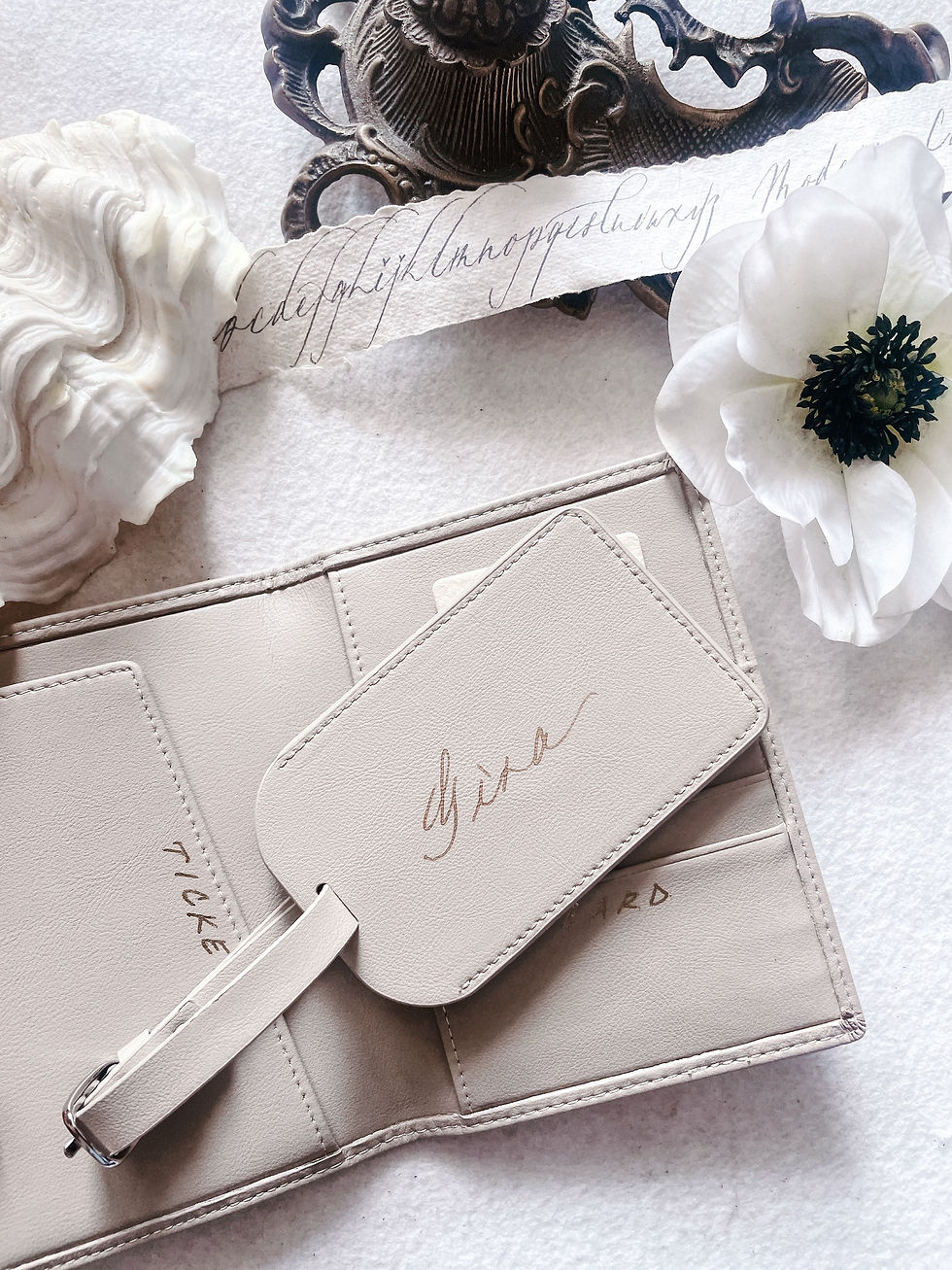 Thumbnail: 【旅行套裝】旅行護照皮套 與皮製行李牌Vegan Leather Passport Wallet+Luggage Tag