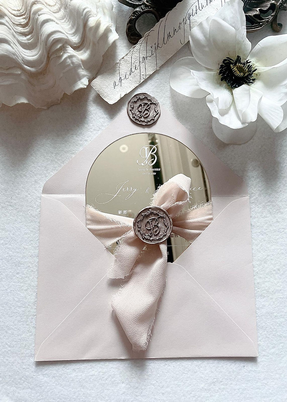 Thumbnail: [台灣喜帖] Arch Gold Mirror Acrylic Wedding Invitation Card  ( MIN