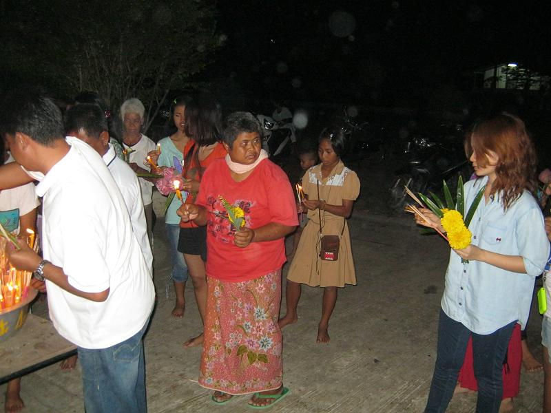 ตั้งใจเวียนเทียน