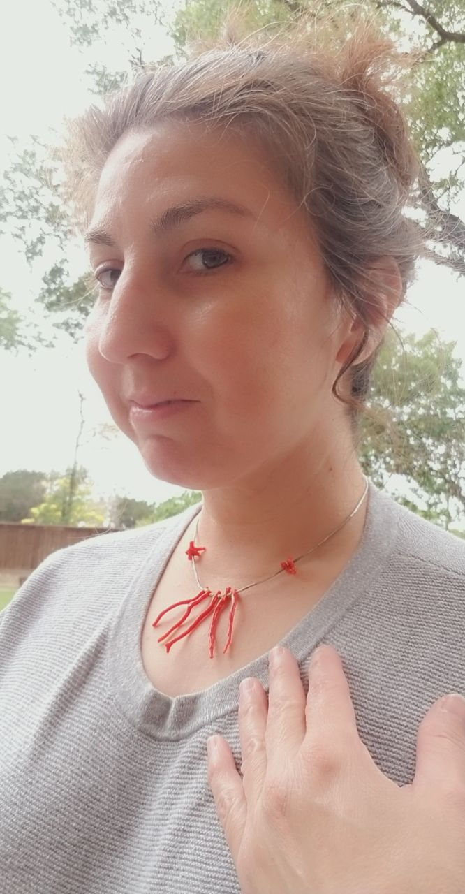 Thumbnail: Vintage Natural Branch Coral Necklace