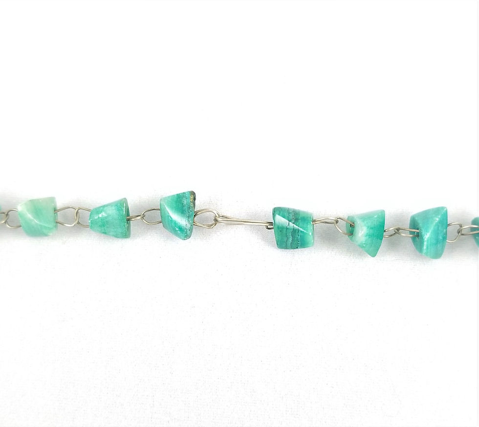 Thumbnail: Vintage Green Agate Geometric Bead Necklace