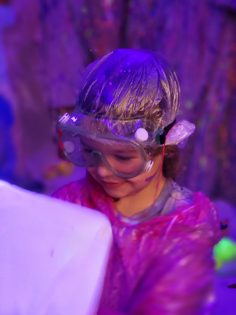 6 yr old splatter painting