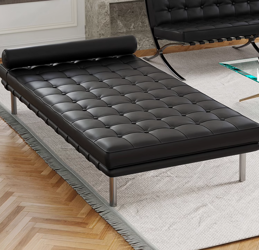 Thumbnail: Barcelona Standard Daybed (Couch)