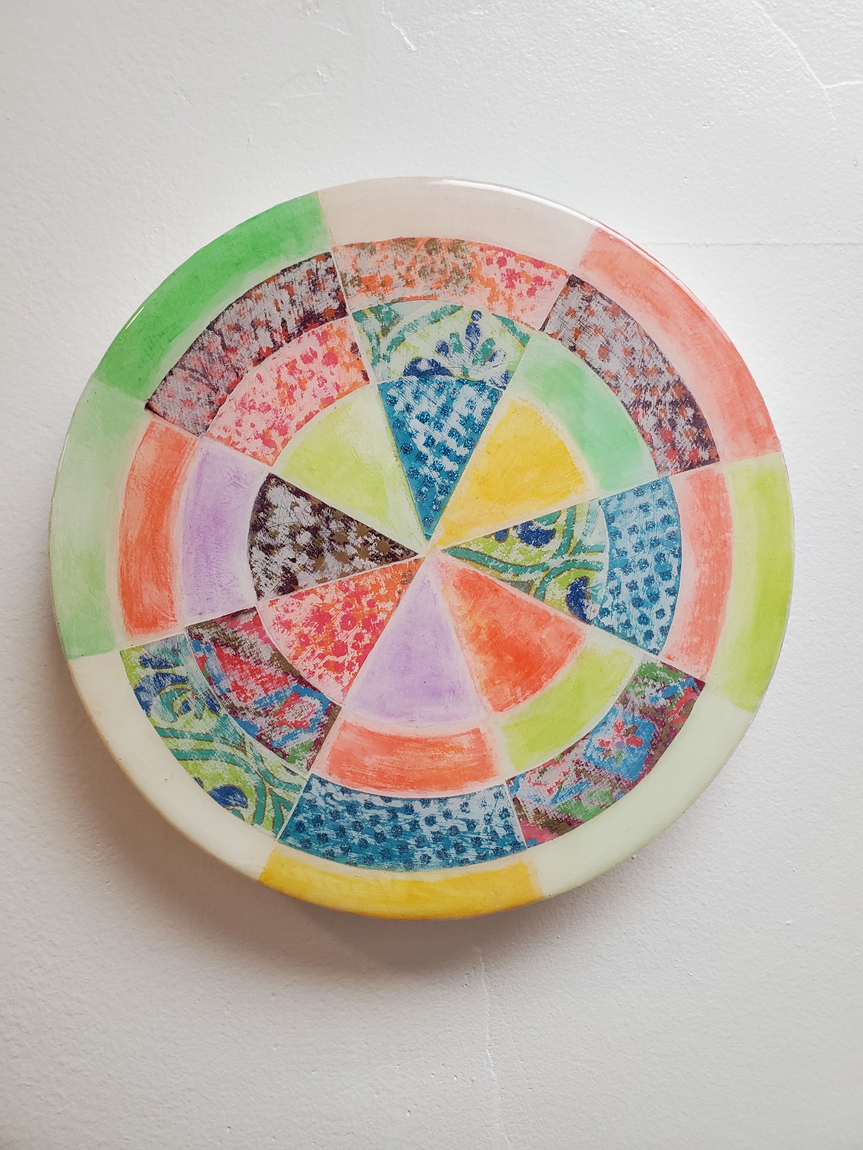 Shelly Pinto: "Pinwheel #3 (8 in circle)"