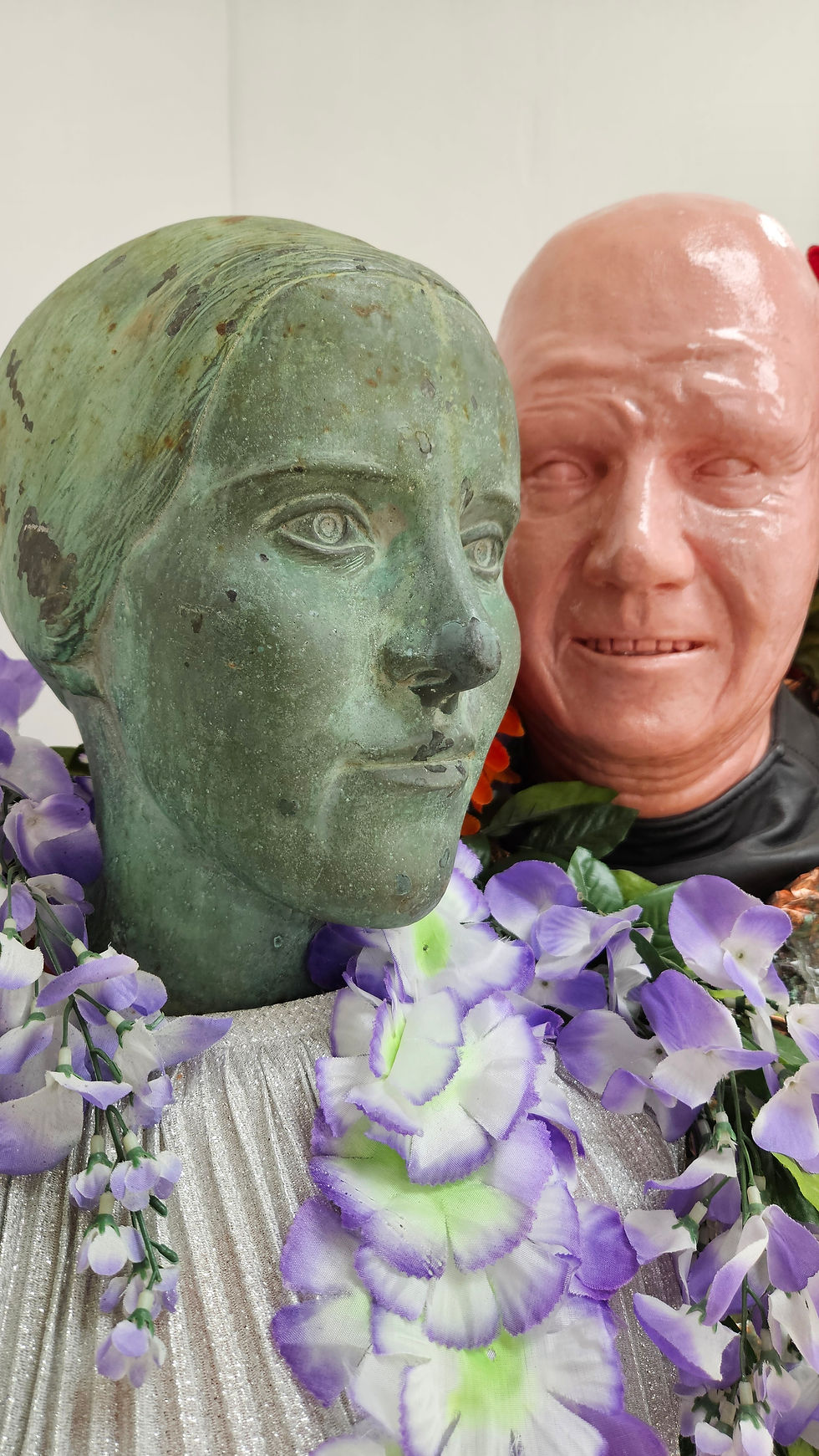 Thumbnail: Philo Northrup: "Emily Considers John" (2023)