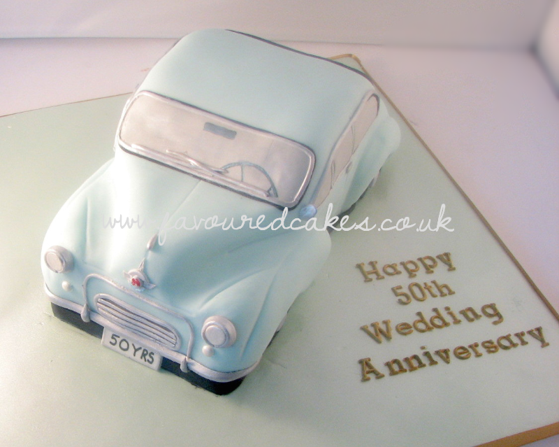 Morris Minor Car Cake