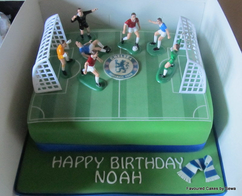 Football Pitch Cake