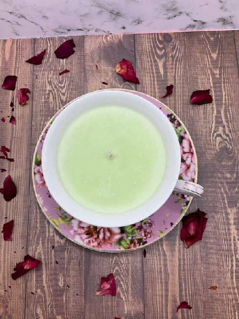 Thumbnail: Shirley Jean Luxury Teacup Candle - Key Lime  Pie
