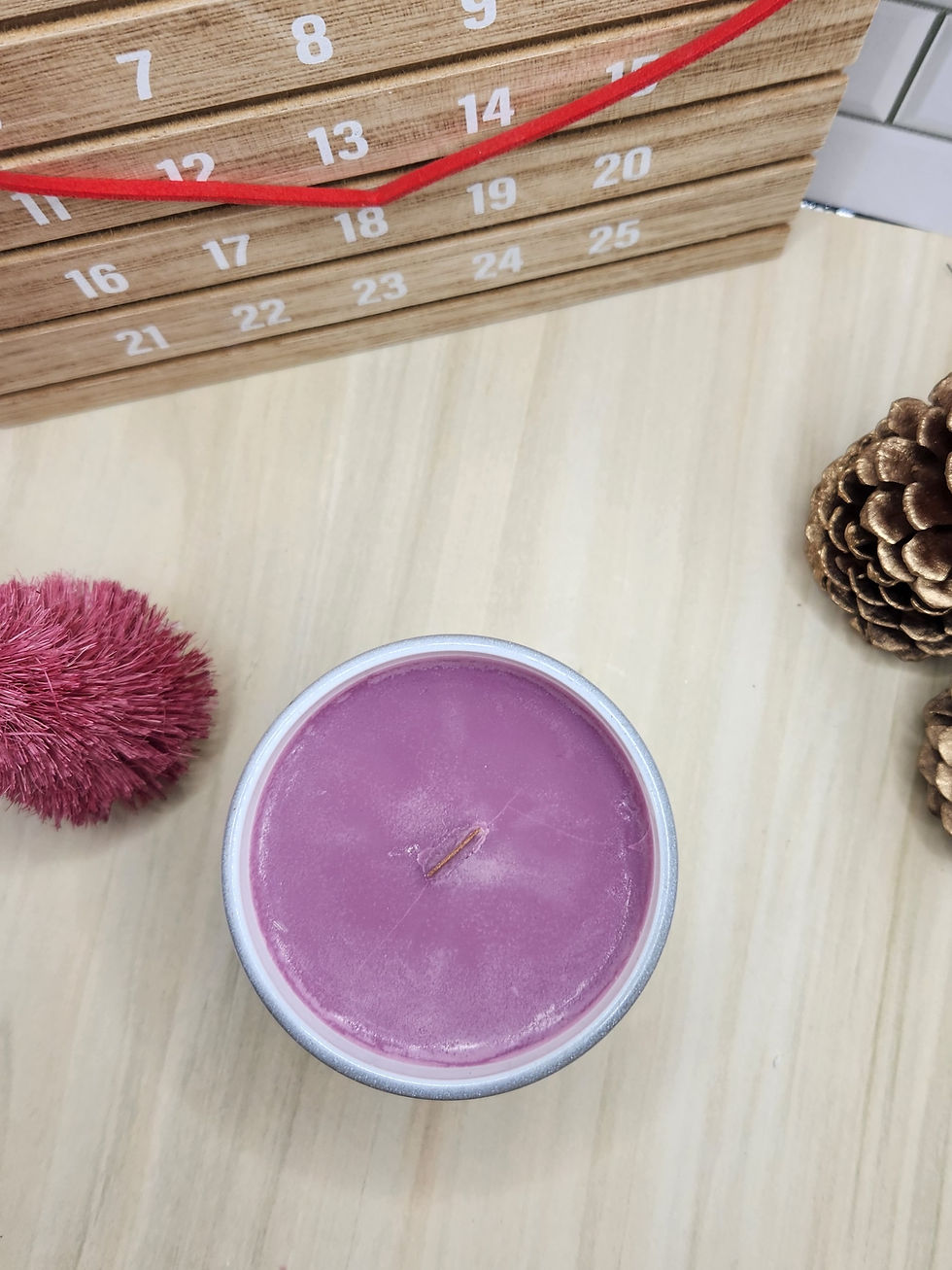 Thumbnail: Blackcurrant Absinthe Candle