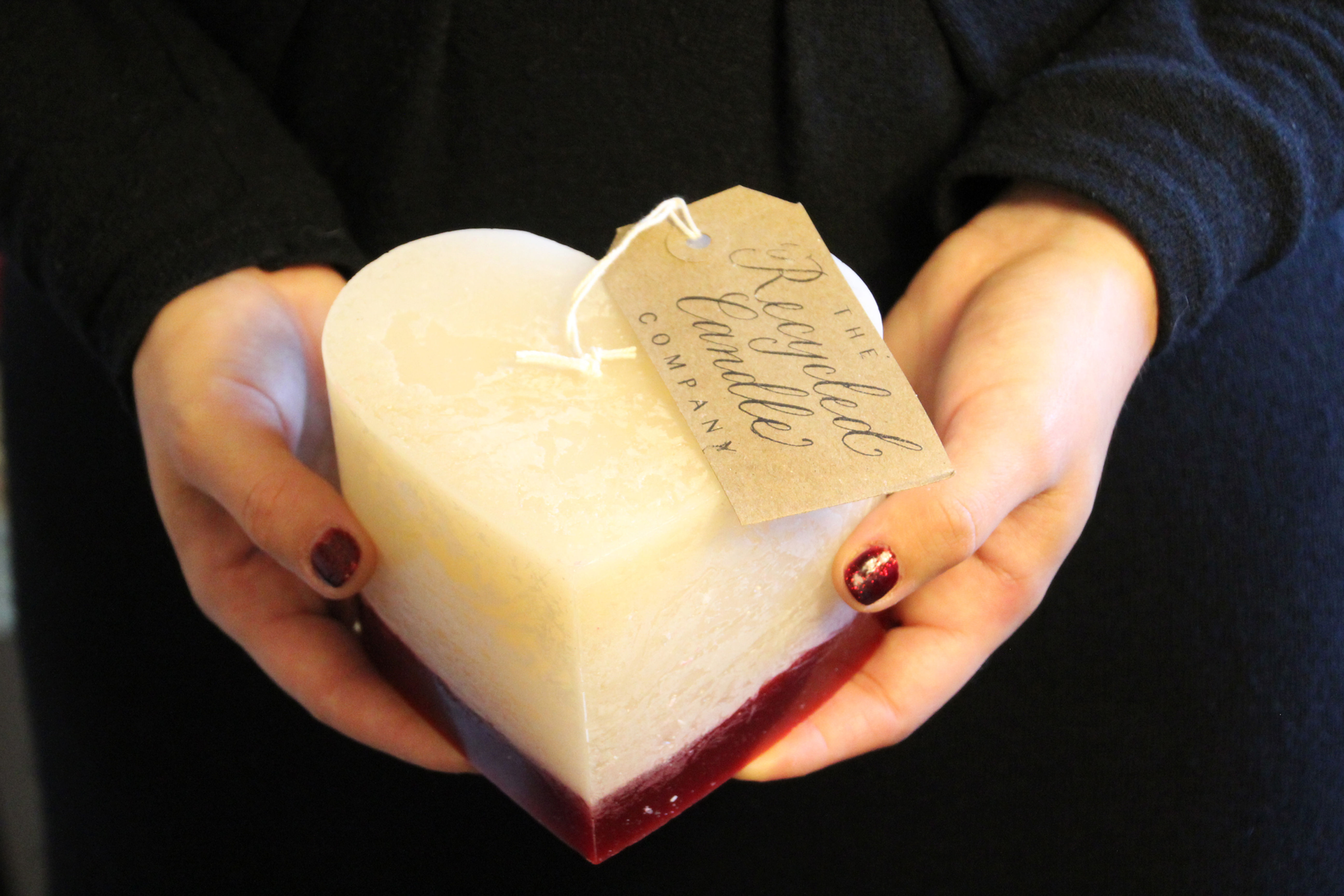 Rose & Oud Heart Candle