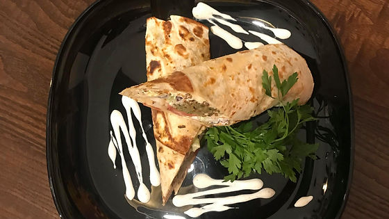 FALAFEL & HUMUS WRAP