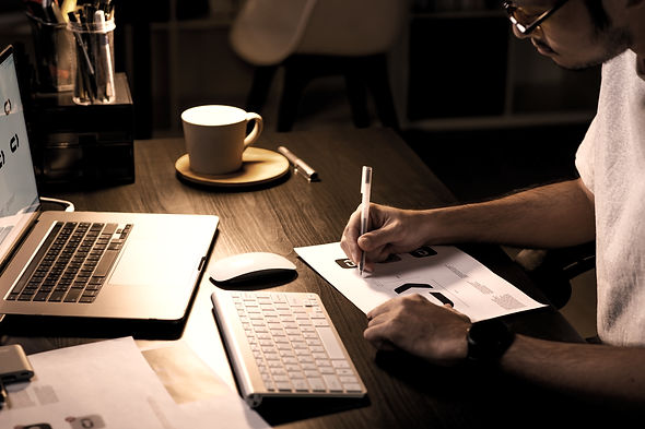 graphic-designer-2025-01-08-03-34-26-utc_edited.jpg