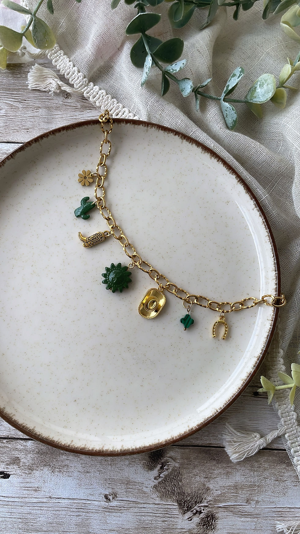 Miniature : Collier à breloques « Far-West »