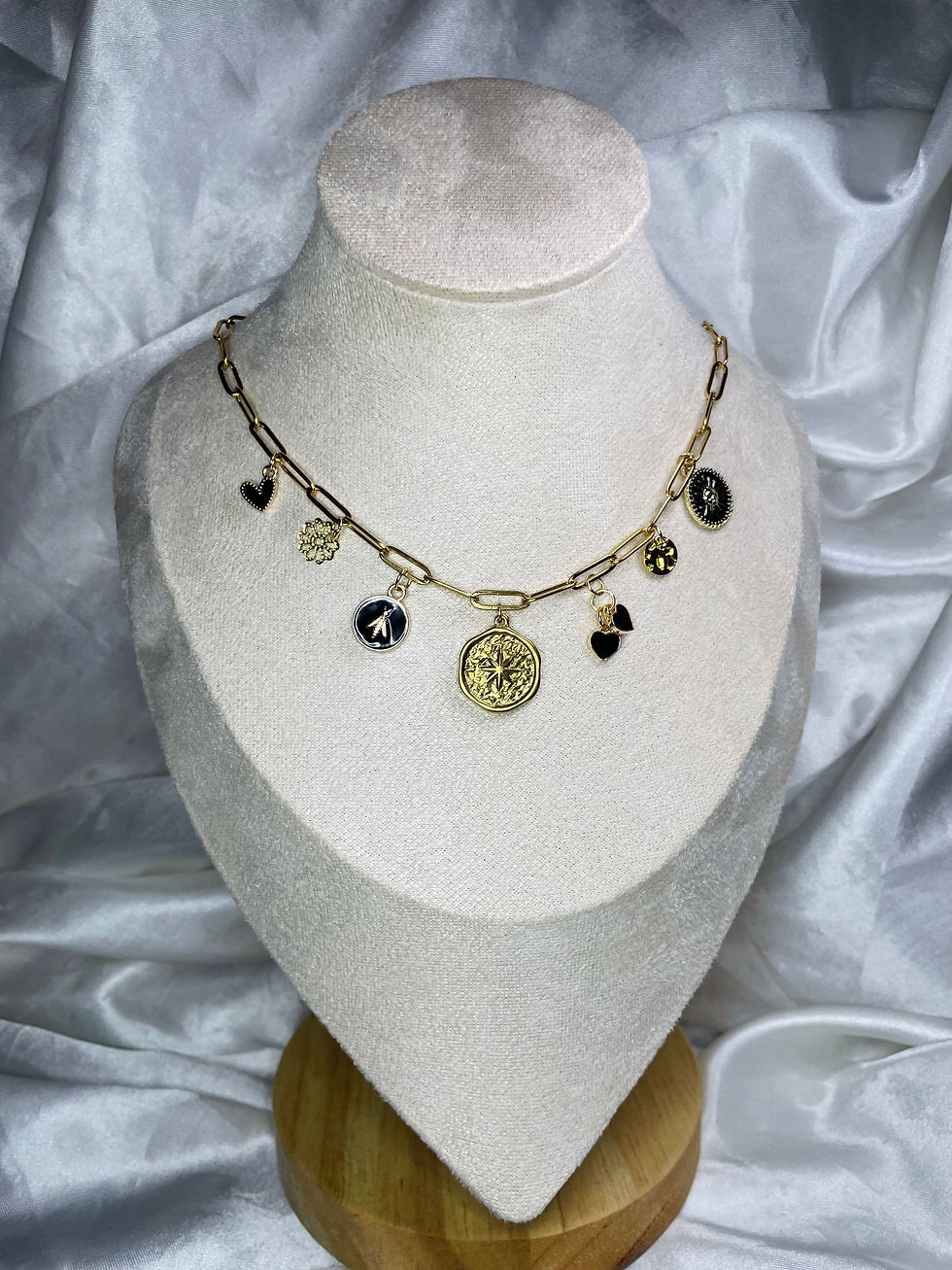 Miniature : Collier à breloques « Sofia »