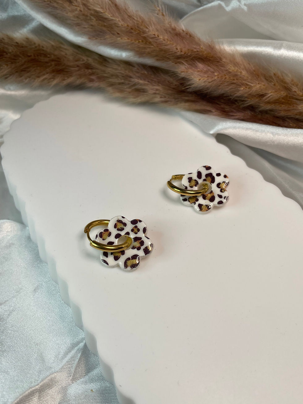 Miniature : Boucles d’oreilles « Iris », thème animaux .