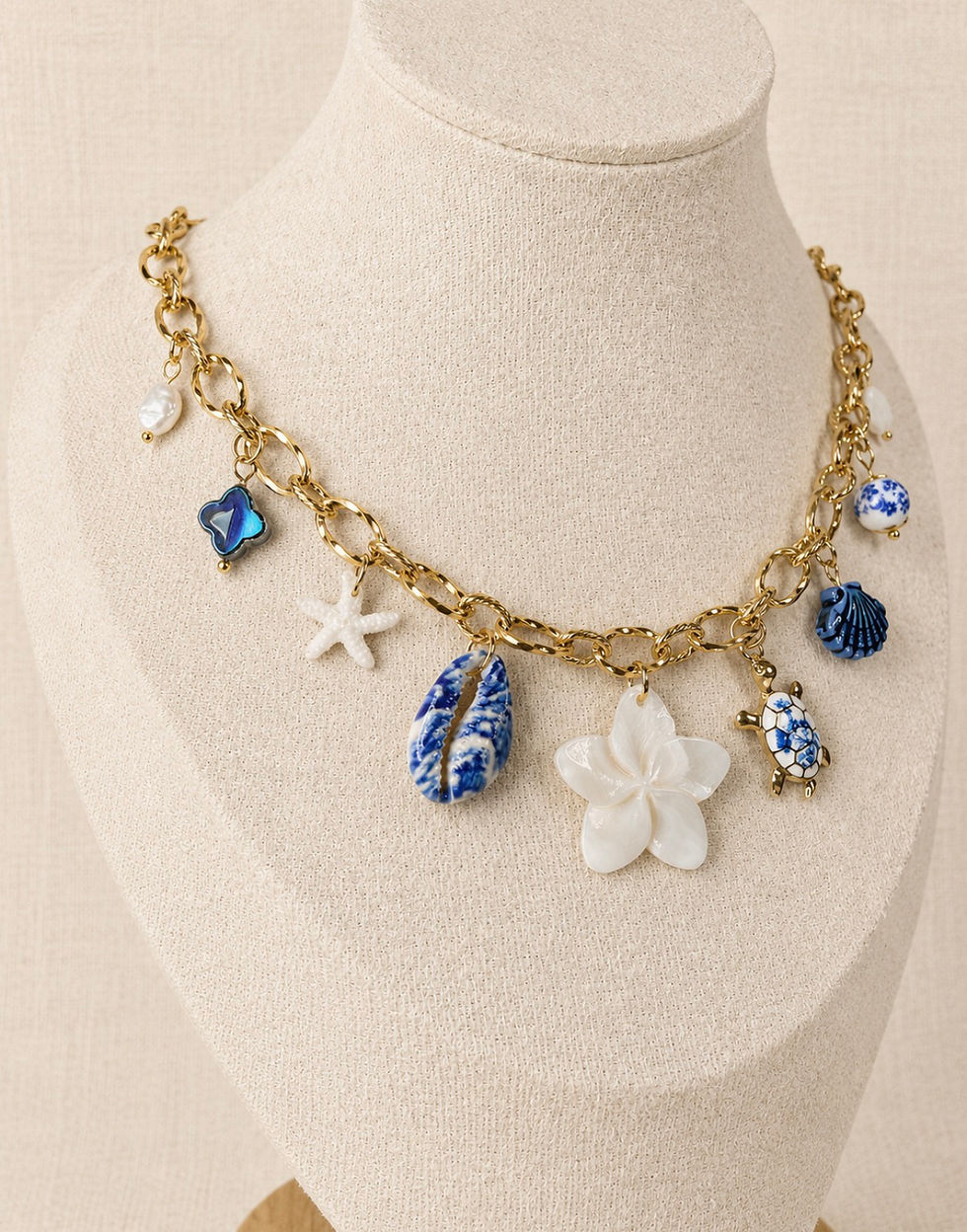 Miniature : Collier à breloques « Bora-bora »