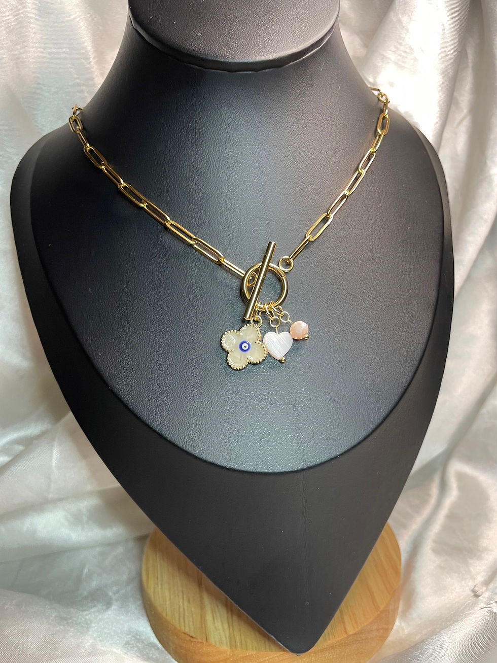 Miniature : Collier à breloques « Naya »
