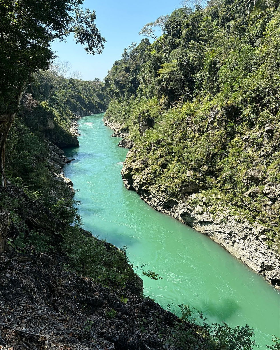 El Peyan y Campamento Laguna Lachuá