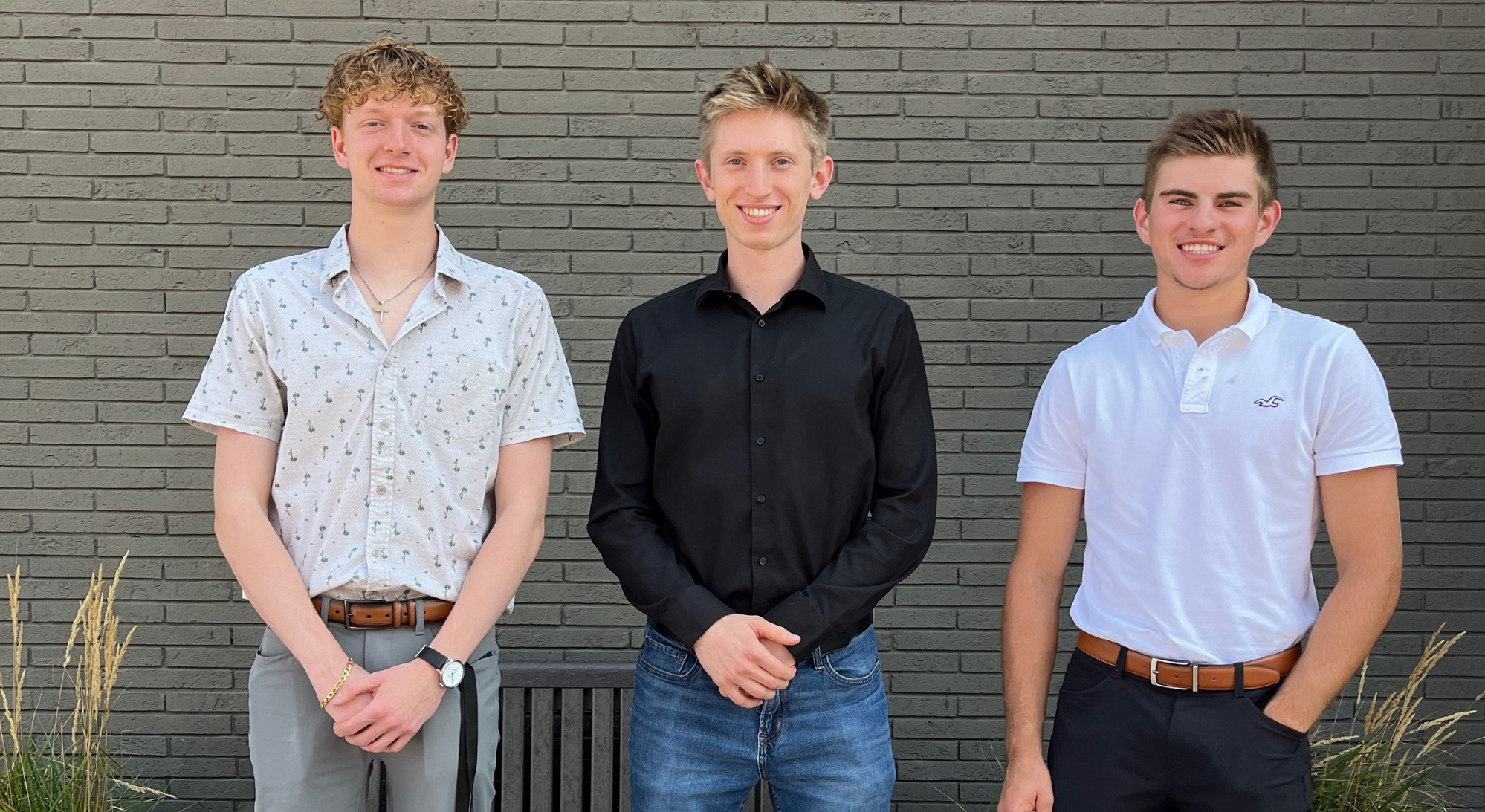 Daniel Rust (Centre) standing with 2024 Trades Scholarship Winners Niklas Emrich (Left) and Andrew Chumley (Right)