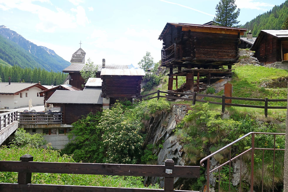 Raccards de part et d'autre de la Lonza - Virée verte ©