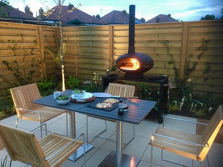 Outdoor dining-patio design-Twickenham